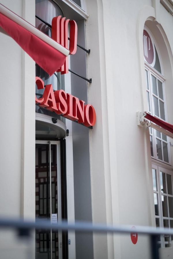 Cabourg Cosy Chic Cabourg Hyper-Centre 4 Pers, 2 Bedrooms , 2 Sdb, Terrasse, Wifi Bagian luar foto