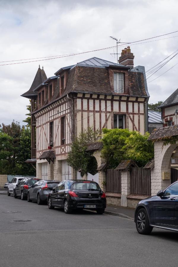 Cabourg Cosy Chic Cabourg Hyper-Centre 4 Pers, 2 Bedrooms , 2 Sdb, Terrasse, Wifi Bagian luar foto
